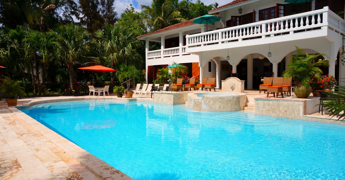 Balancing Convenience and Cost: Choosing the Right Neighborhood in Bali