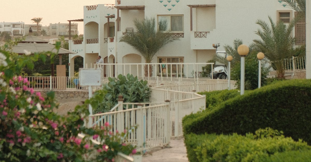 How to Properly Notify Your Landlord Before Lease Termination